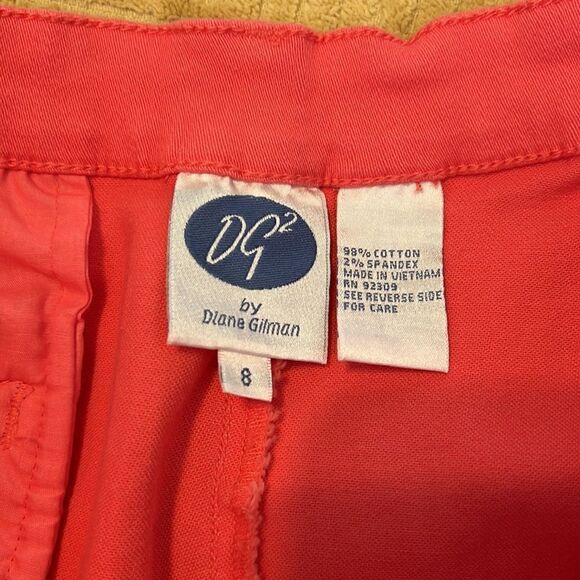 1 pr pink Diane Gilman 1 pr brown Denim & co shorts size 8 both are stretchy EUC - Picture 8 of 15